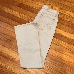 NWOT- Size 5 Levi’s Boot Cut jeans